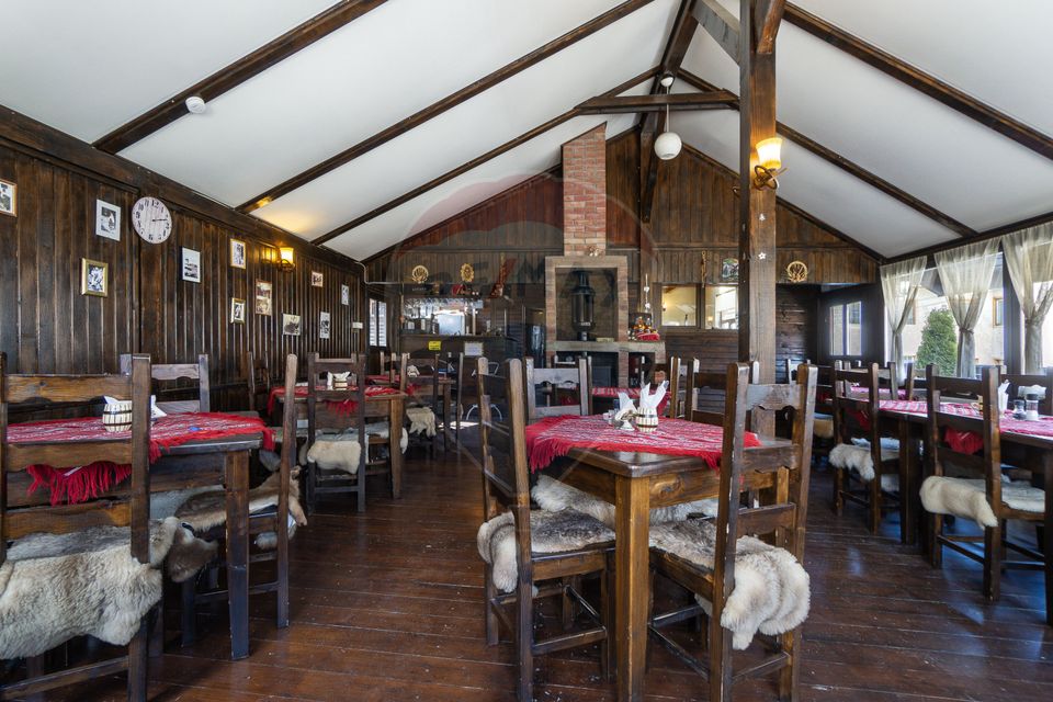 98sq.m Commercial Space for rent