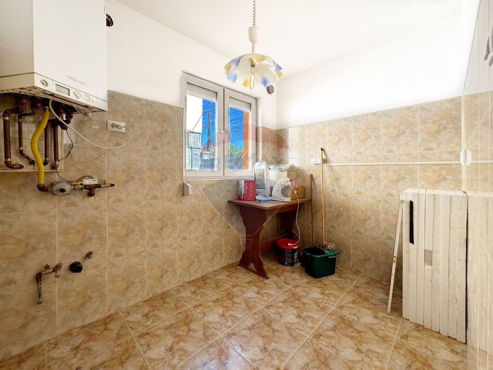 3 room House / Villa for sale, Fratelia area