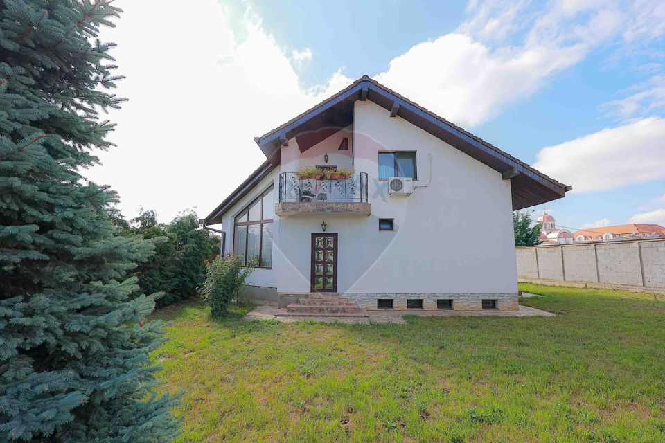 Vilă elegantă în Sânmartin – mobilată, lângă Băile Felix, Bihor