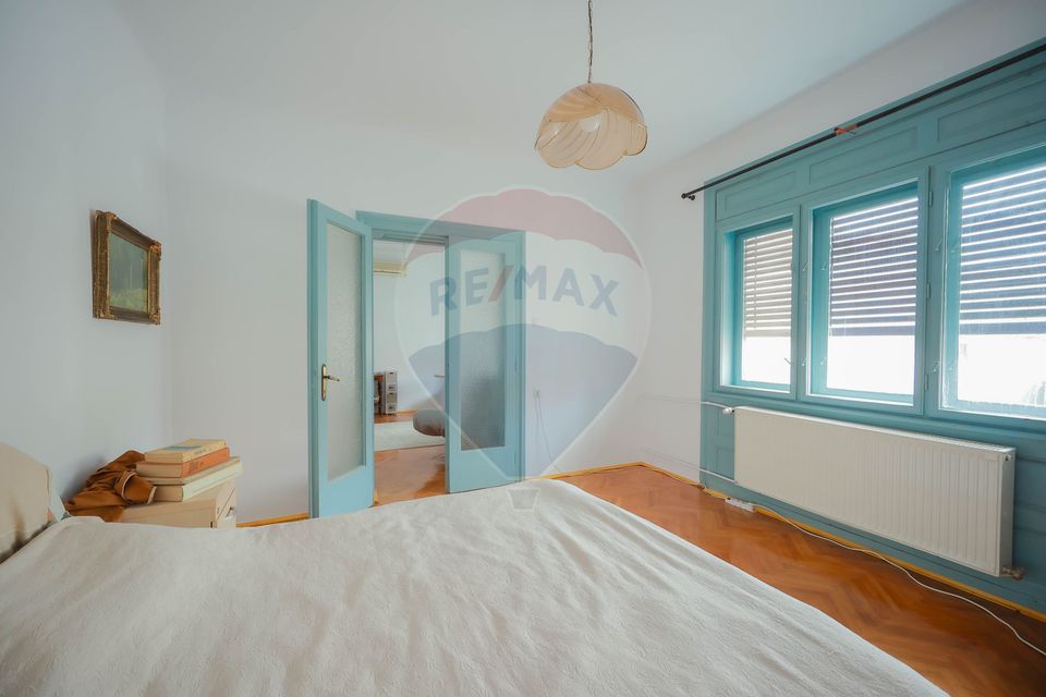 4 room House / Villa for sale, Central area