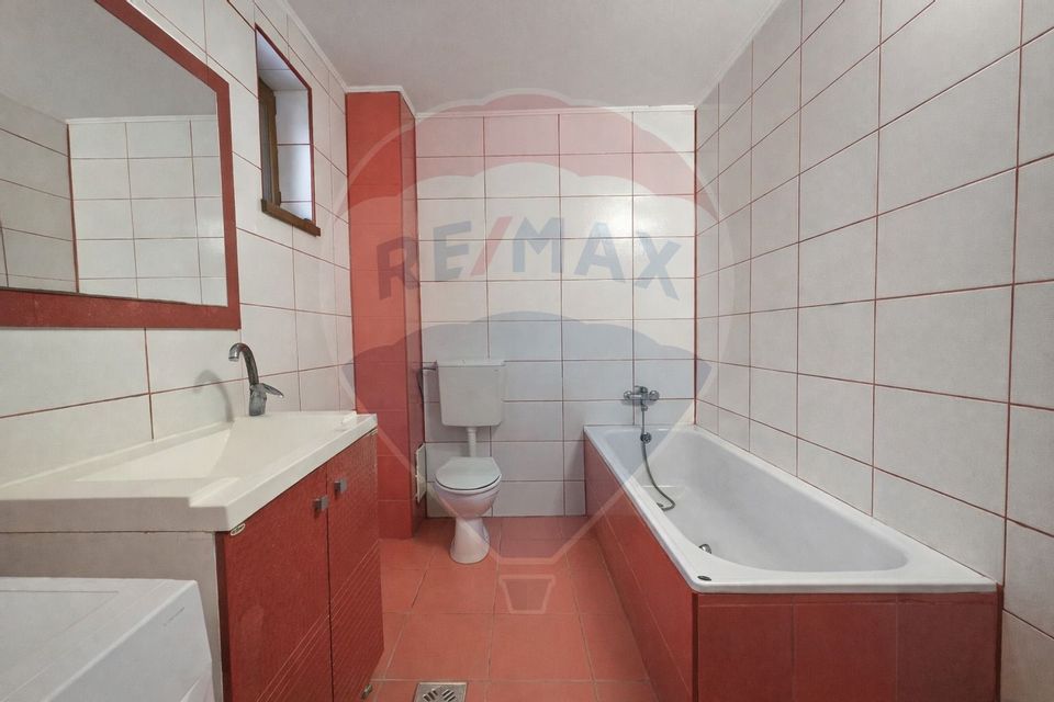 5 room House / Villa for sale