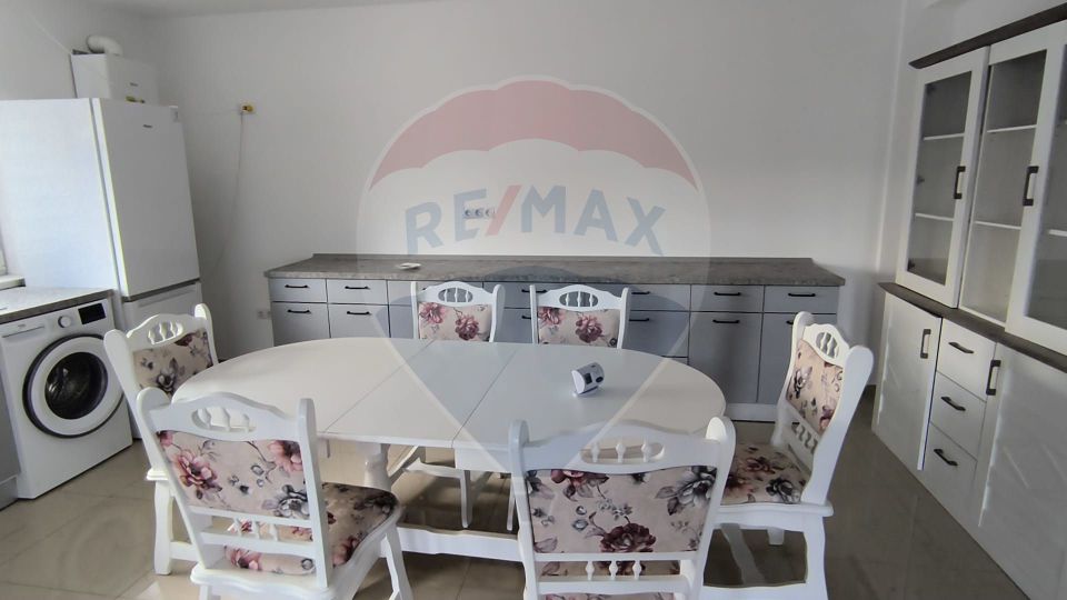 Casă tip duplex 4 camere de inchiriat