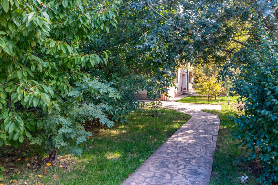 A House Like Home, beautiful courtyard 1950sqm, near the Green Quarter