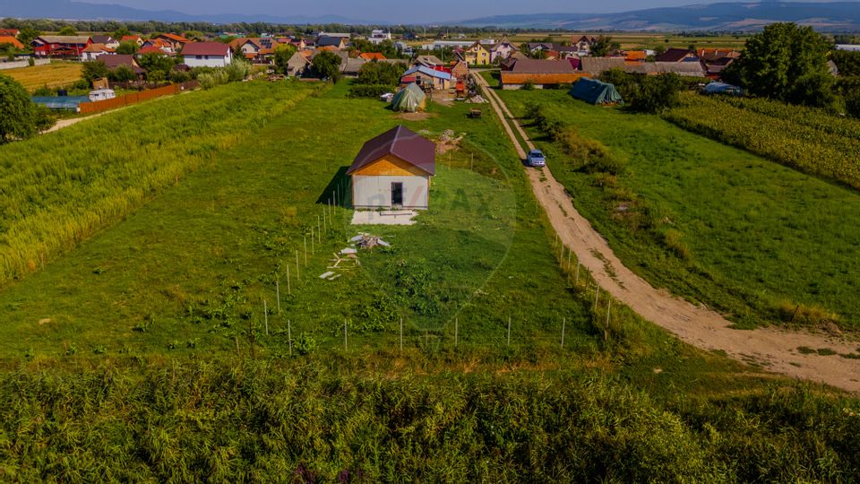 Land 700sqm Bod / Strada Garii