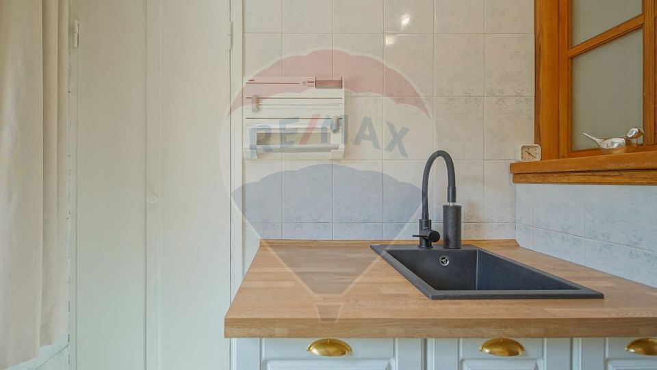 Apartament de vânzare în Răcădău, Valea Cetății