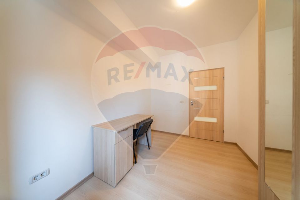 Apartament 3 camere, BLOC NOU,  Alfa, cu loc de parcare inclus