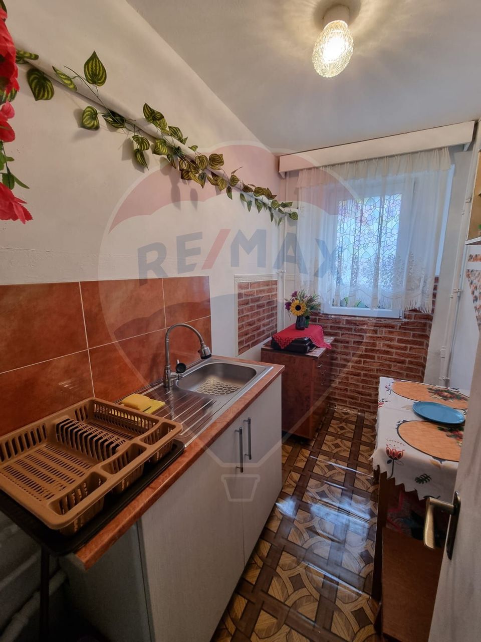 Apartament 2 camere decomandat- str Delfinului- Parcul sf. Pantelimon