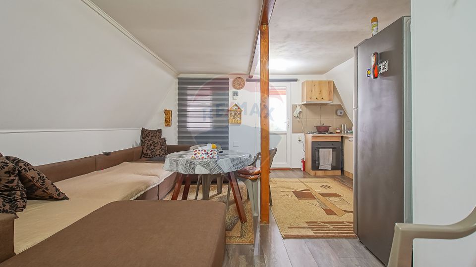 Comision zero, casa individuala + cabana A frame in Bod, la intrare