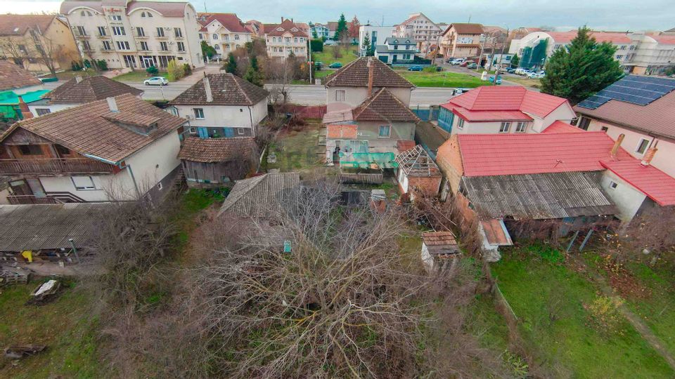 De vânzare Casā + Teren 1054 mp, în Sȃnmartin