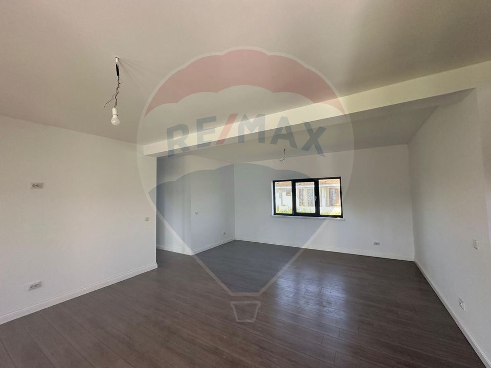 Casă  finisata - DE VANZARE in Lapusel