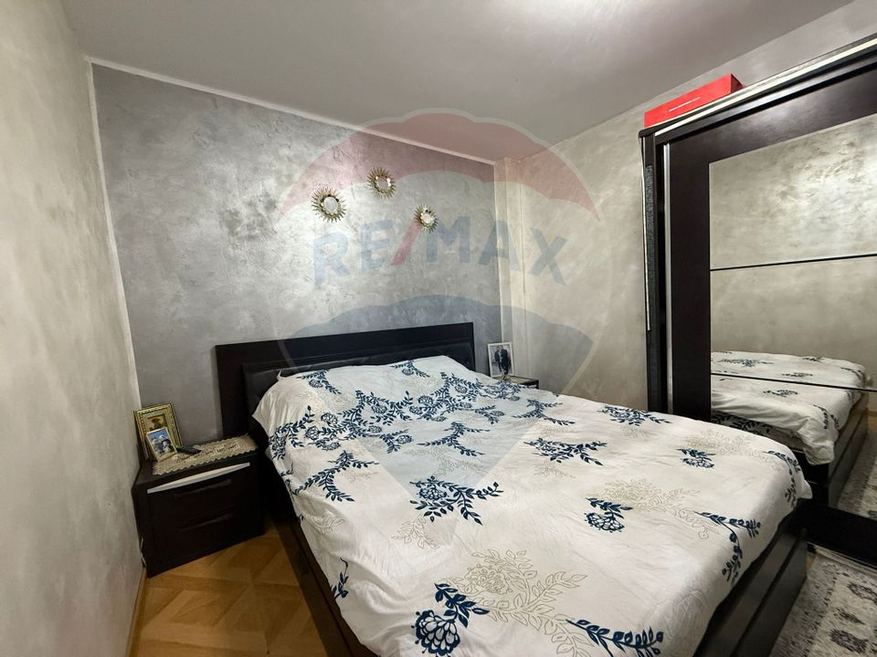 Casă  Vilă cu 4 camere de vânzare în zona Medeea  Constanta