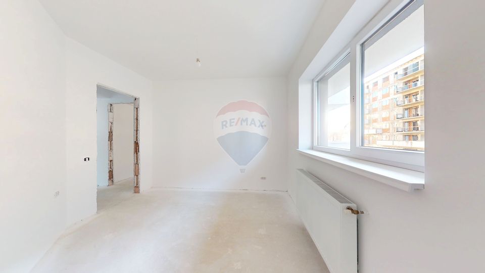 3 room Apartment for sale, Tractorul area