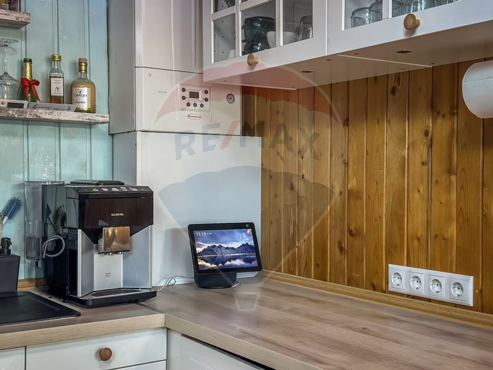 Casă / Vilă cu 6 camere de vânzare în zona Periferie