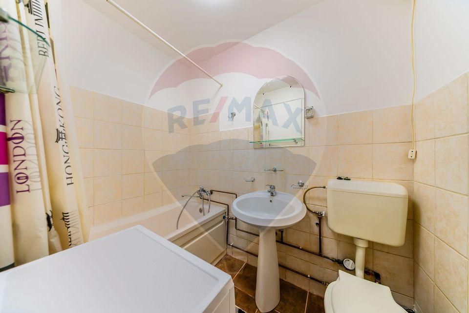 Apartament cu o camera in zona Parneava