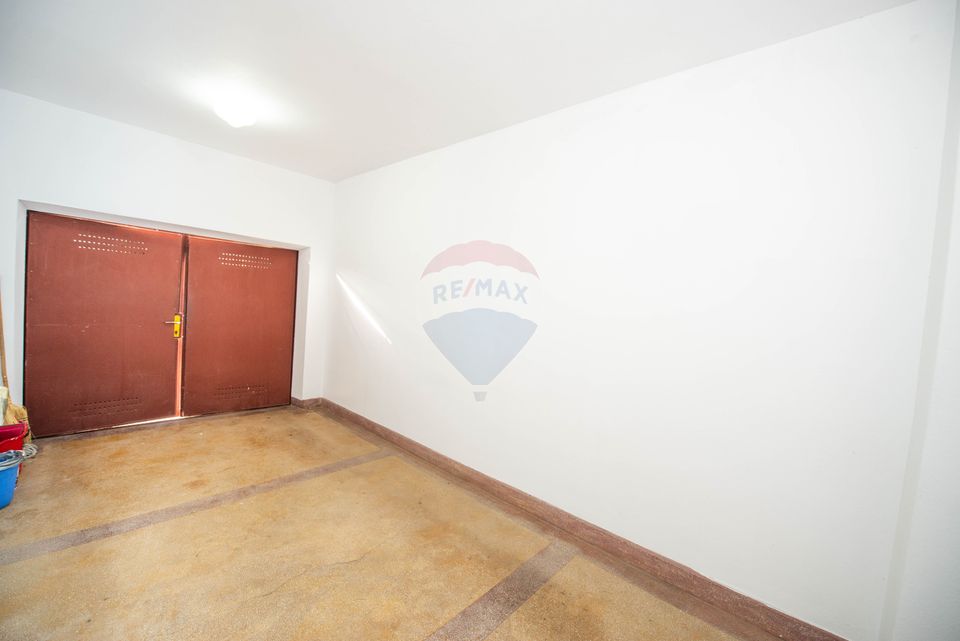Casa individuala cu 7 camere, de vanzare 250 mp utili,  Buzau
