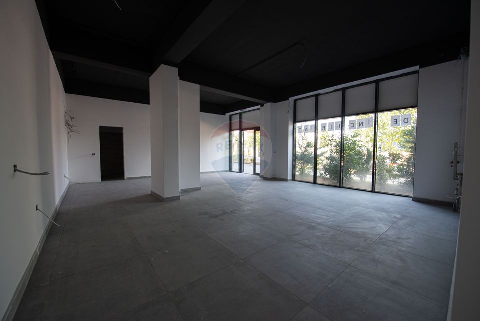 Spatiu comercial de inchiriat 86mp cu vitrina Militari