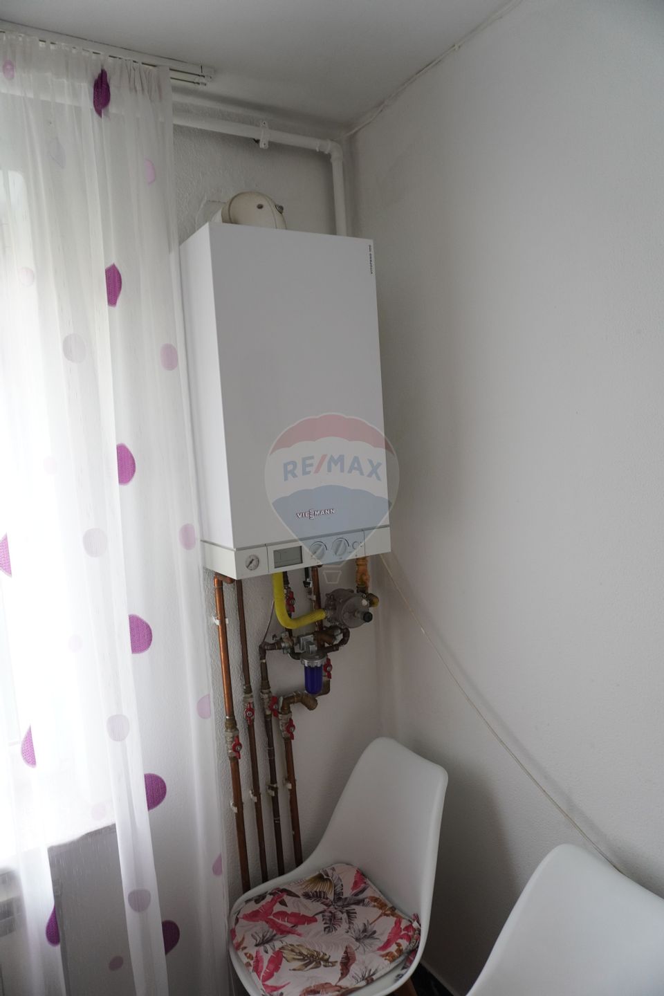 4 room Apartment for rent, Central area