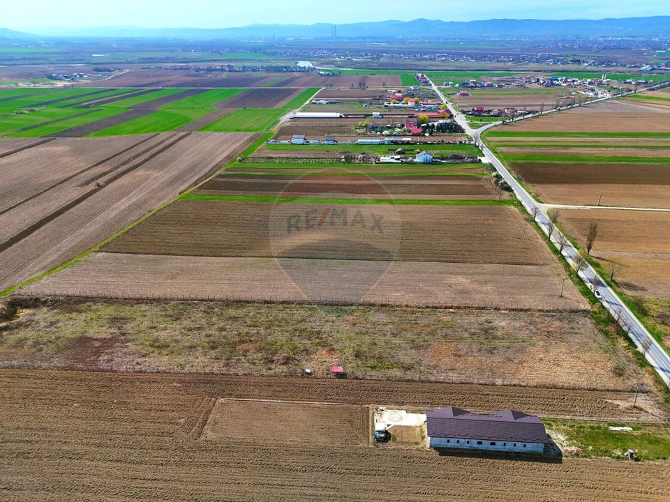 Land 16,100sqm Buhoci / Strada Nationala