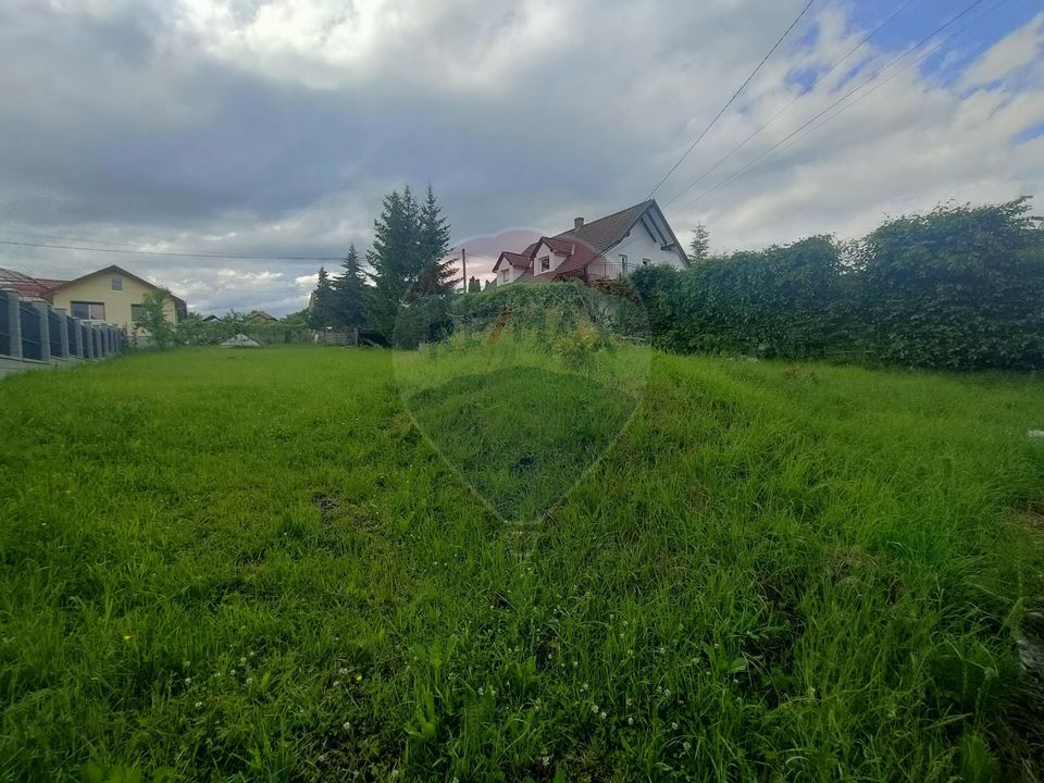 Teren intravilan de vanzare