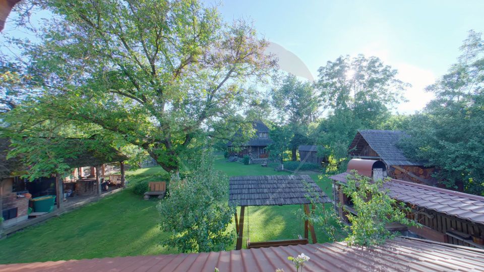 10 room Hotel / Pension for sale