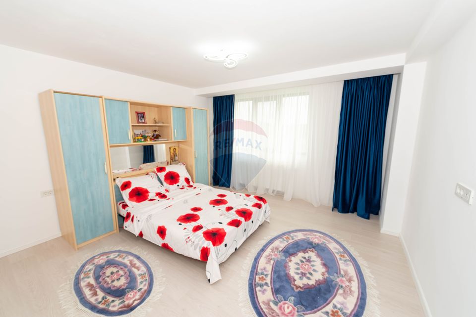 House - Villa 4 rooms in Pantelimon Magic Lake, Cernica forest