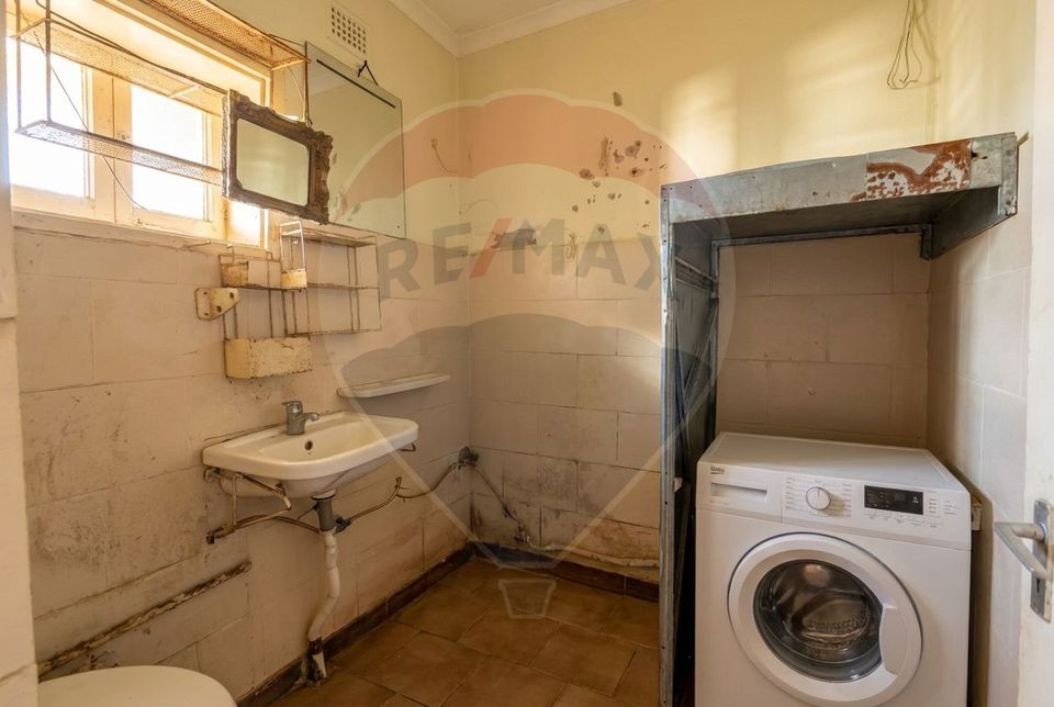 5 room House / Villa for sale, Exterior Est area