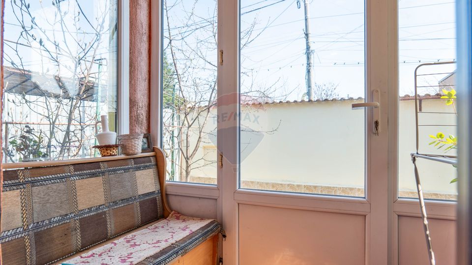 Colentina- Ion Creanga - vanzare vila 6 camere, prosumator