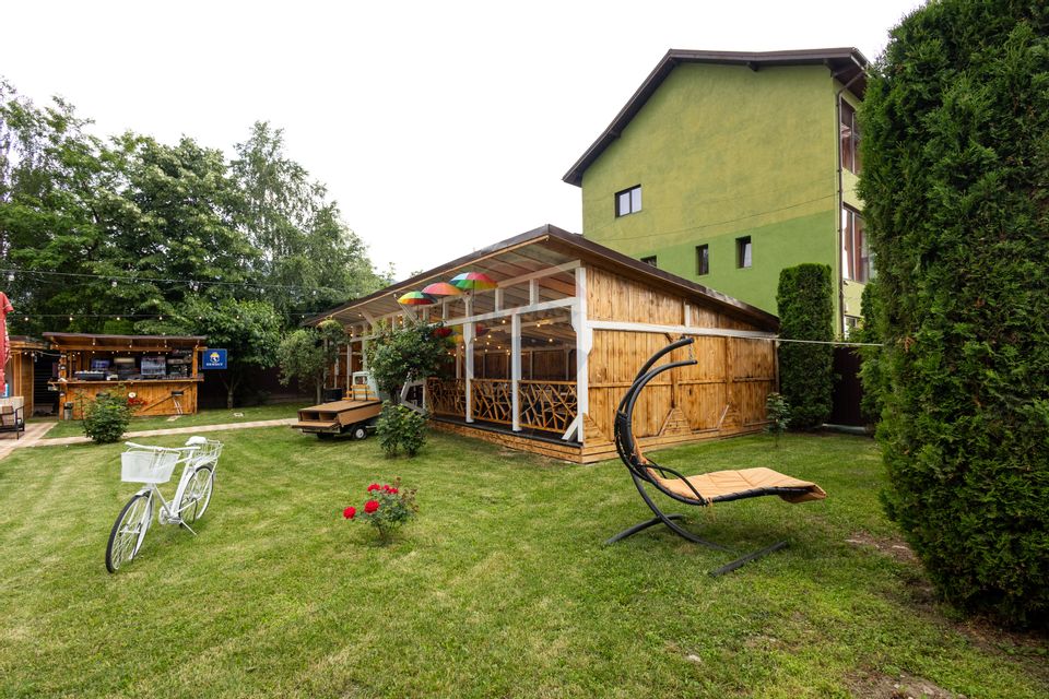 Casa spatioasa de vanzare