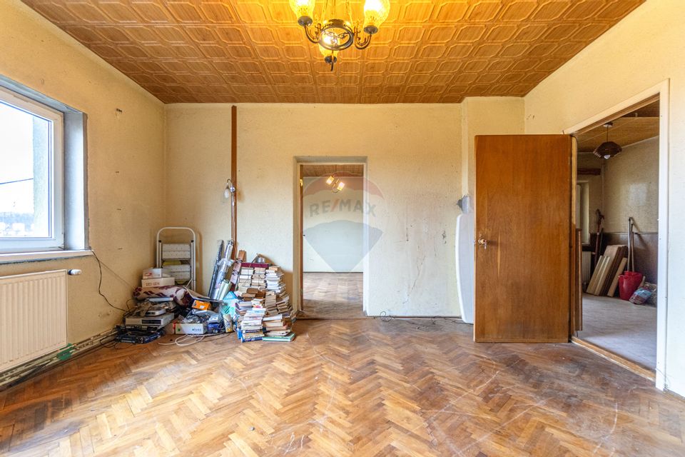 Casă individuală cu două unități locative. Zona Horia–Cloșca–Crișan