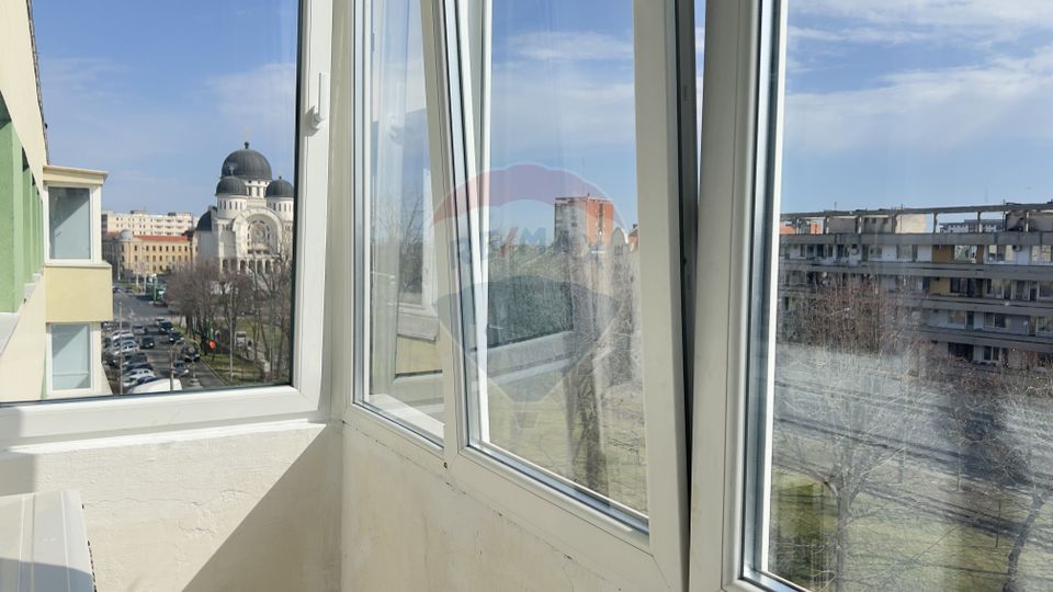 Apartament cu 3 camere de închiriat în zona Podgoria