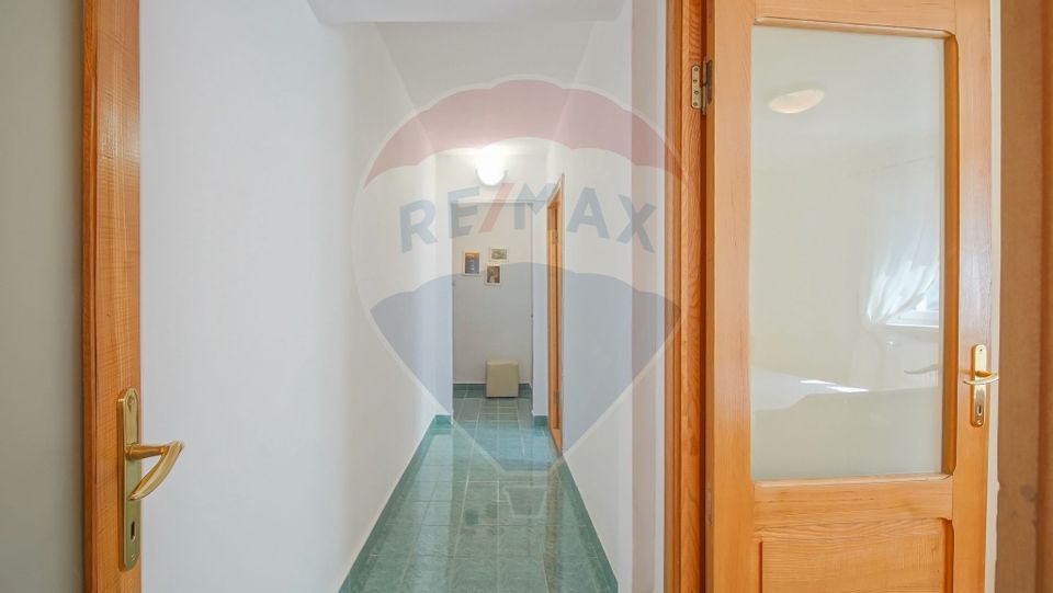 Apartament de vânzare în Răcădău, Valea Cetății