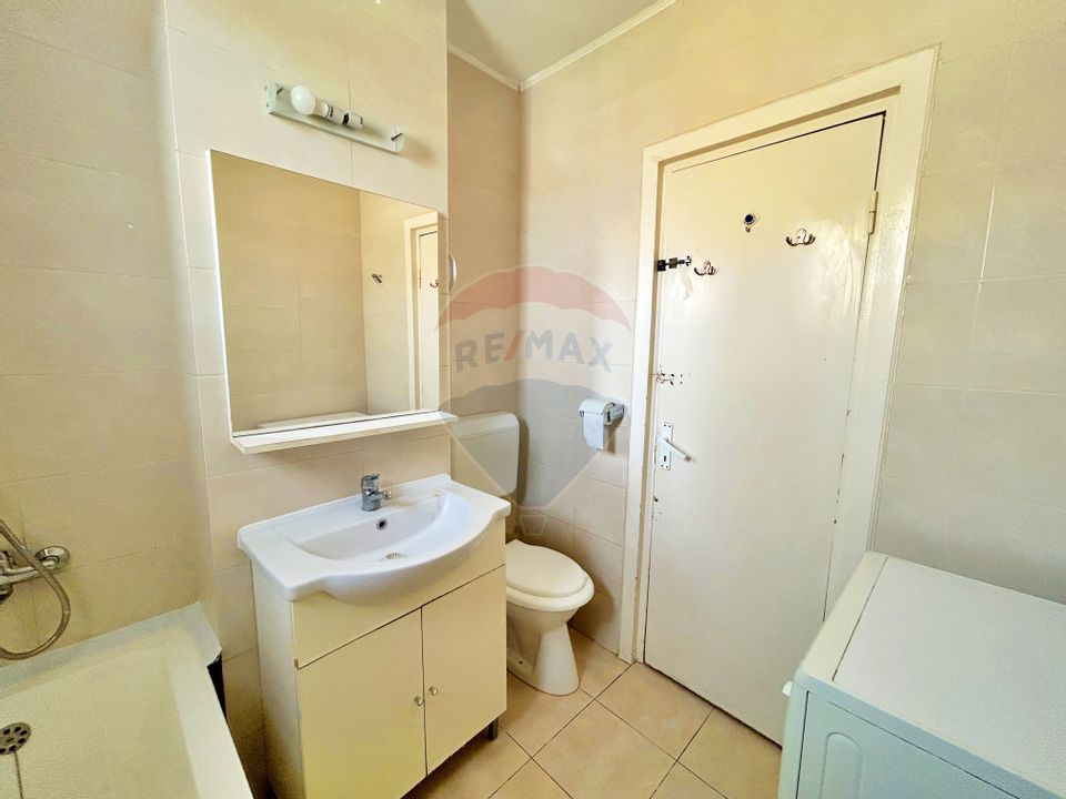 Apartament cu 4 camere de închiriat în zona ultracentrală/Arad