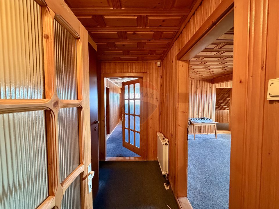 Casă / Vilă 8 camare cartier Beverly Hills Sanmartin