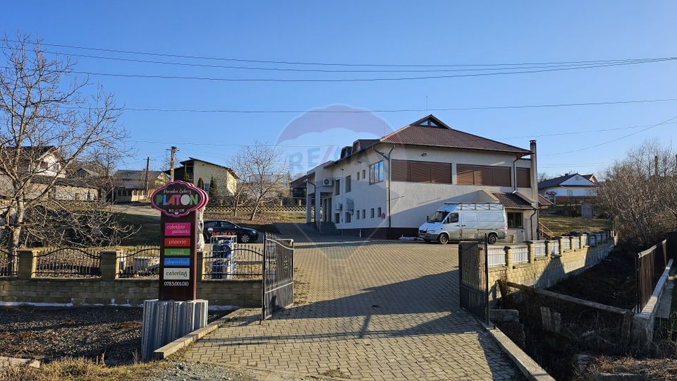 Complex comercial-cofetărie, patiserie pitzerie- Udești, Suceava