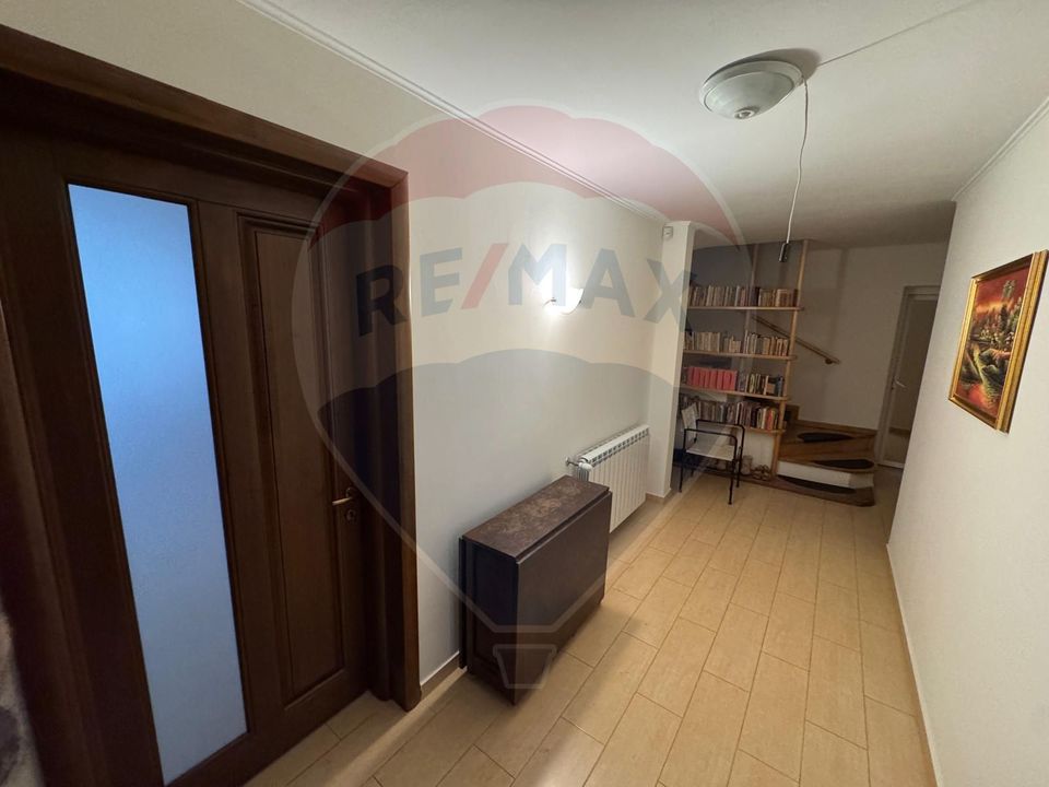 6 room House / Villa for sale, Darmanesti area