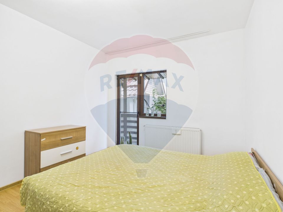 5 room House / Villa for sale