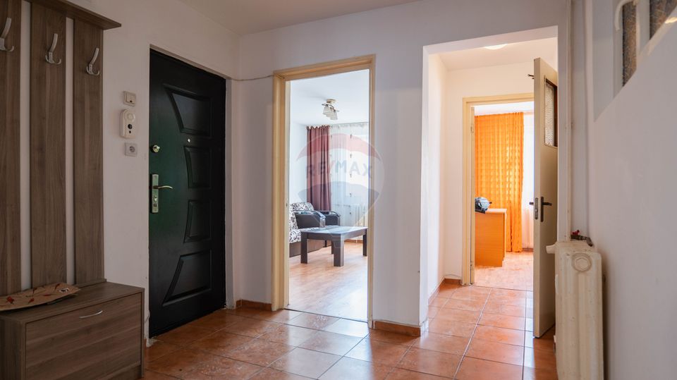 Vanzare apartament 4 camere, zona Pasajul Doamna Ghica