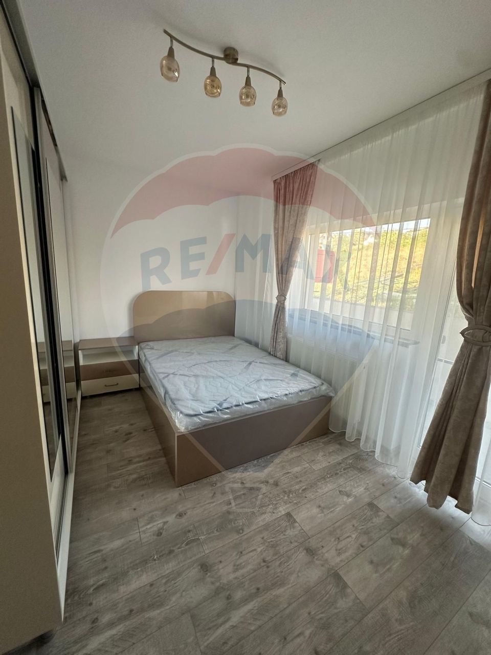 Apartamente de Vanzare - 3 camere 0% comision - Bârnova