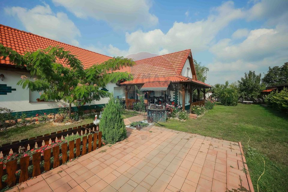 De vânzare Casă tradițională, la doar 20 de minute de Oradea