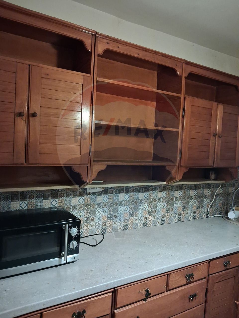 Apartament cu 4 camere de vânzare în zona Iosia