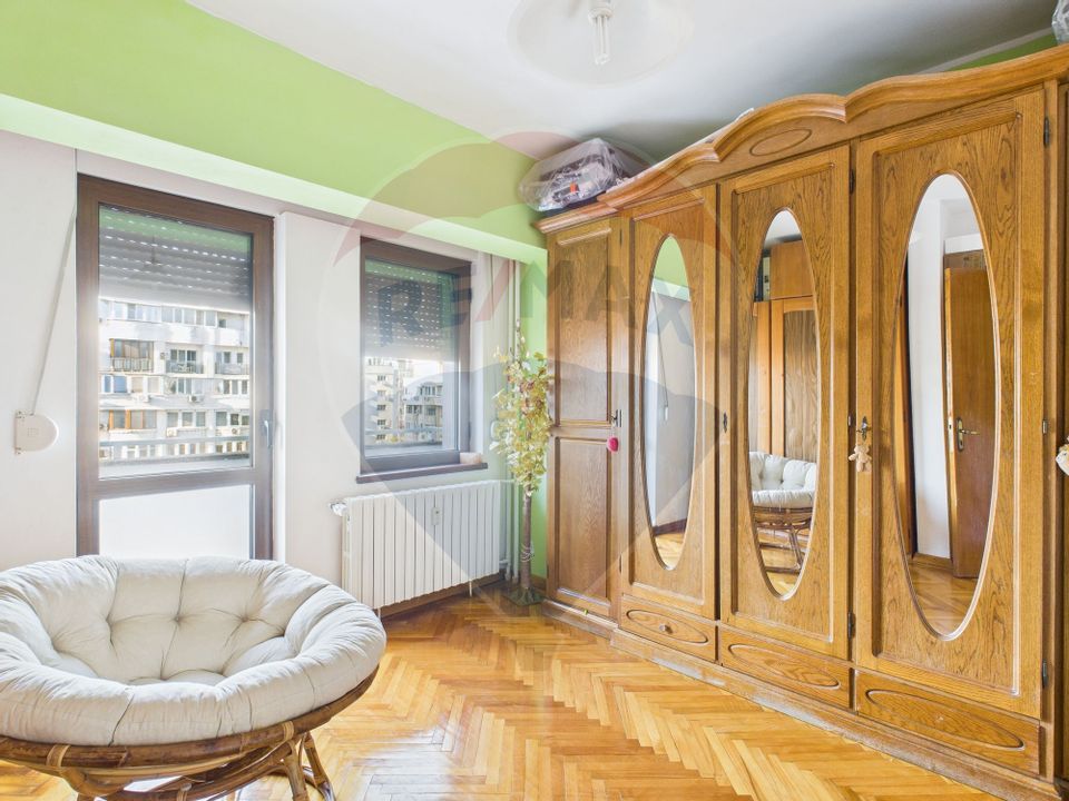 Apartament deosebit de 4 camere zona Decebal - Piata Alba Iulia