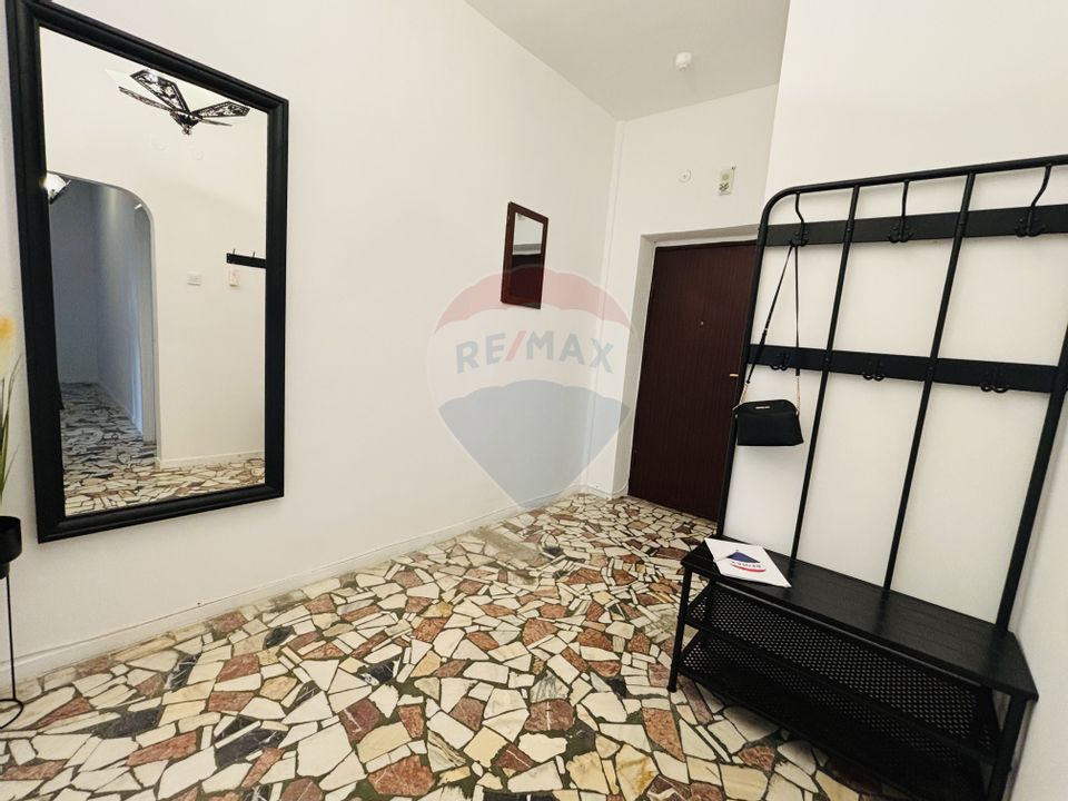 Apartament cu 3 camere de închiriat Eminescu Dacia