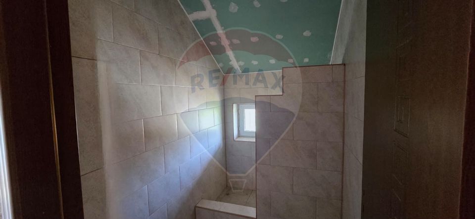 Casă la gri P+M cu anexă – oportunitate unică în Chișineu-Criș!