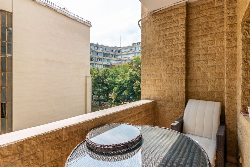 Apartament 5 camere I bloc consolidat I Cismigiu - Sala Palatului