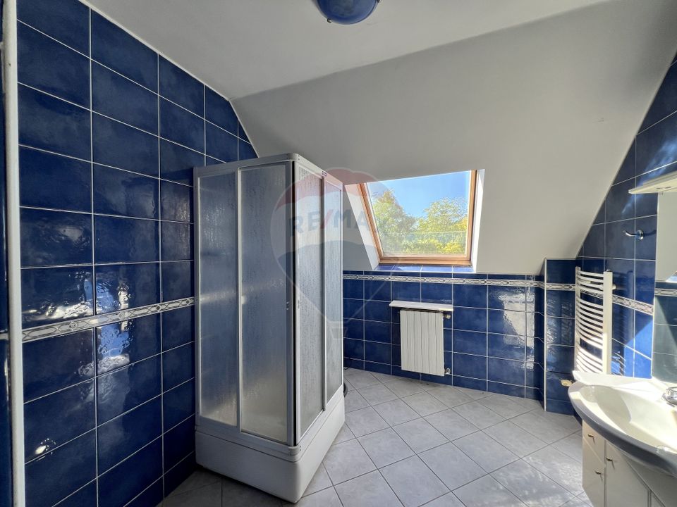 10 room House / Villa for sale