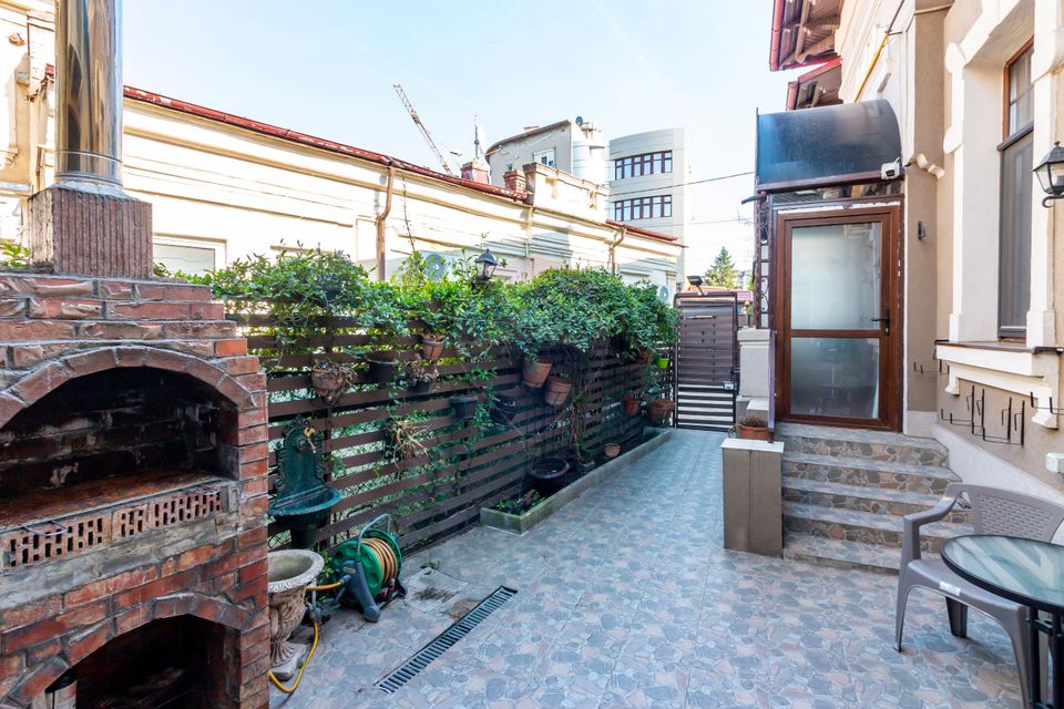 House with identity, vintage charm | Consolidated | Marasesti | Unirii