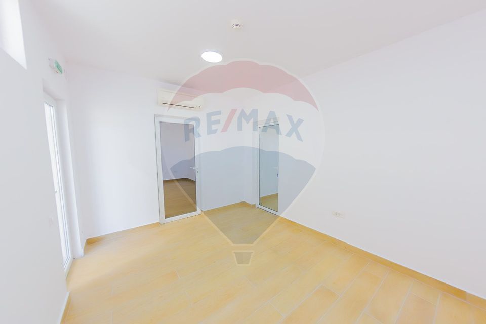 1,405sq.m Commercial Space for rent, Grivitei area