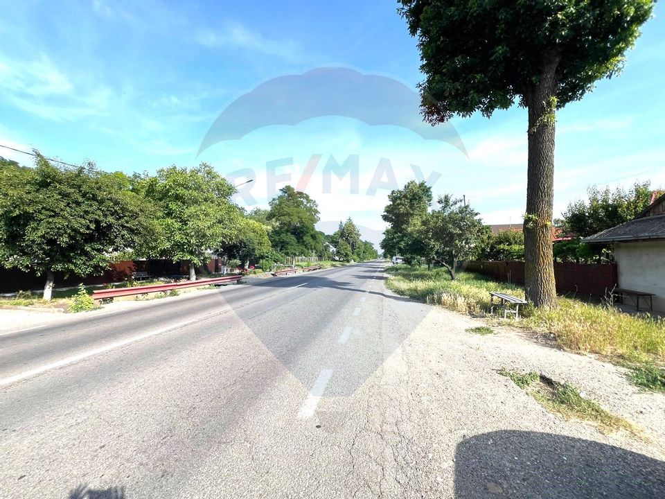 Casă / Vilă cu 6 camere de vânzare în BUHUȘI Județul BACĂU