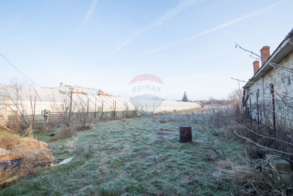 Teren intravilan de vanzare 980mp, deschidere 13,4, Varasti,  Giurgiu