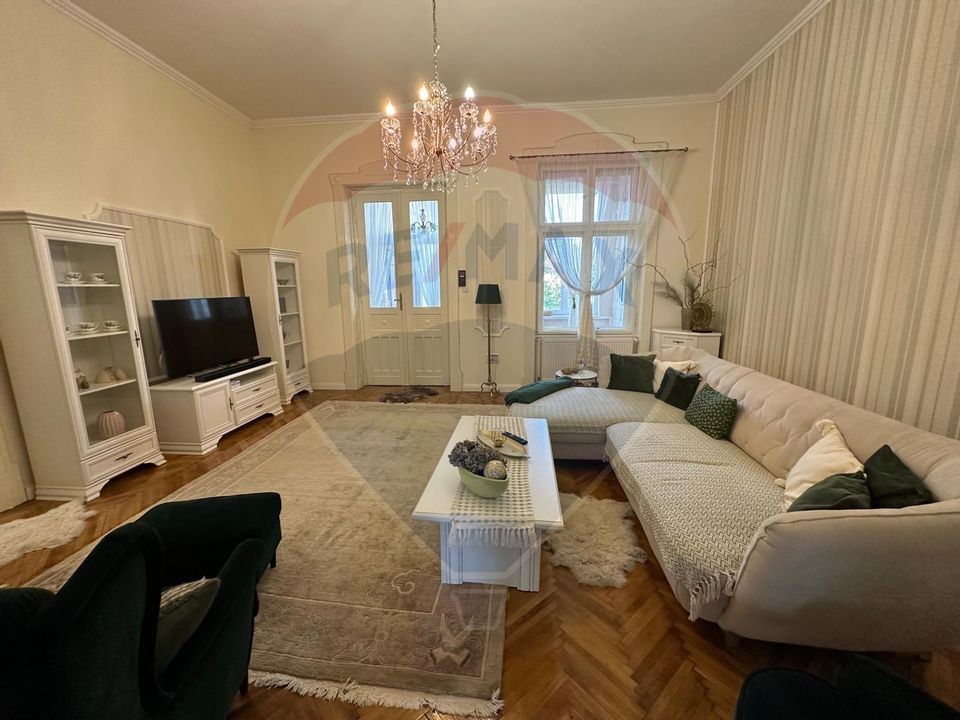 Apartament de LUX de inchiriat in centrul orasului